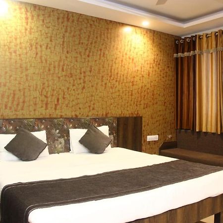 Nakshatra Hotel Banswara ภายนอก รูปภาพ